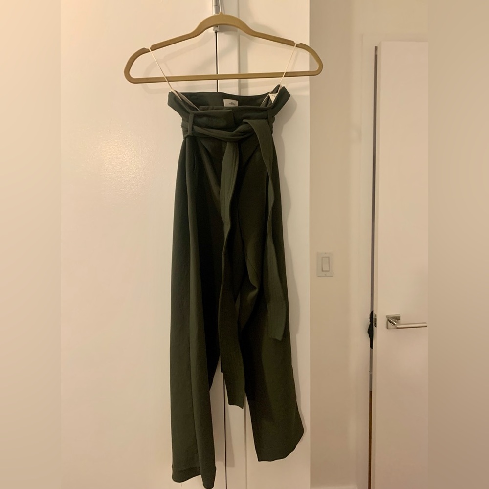 Wilfred Aritzia Green Dress Pants w/ Belt